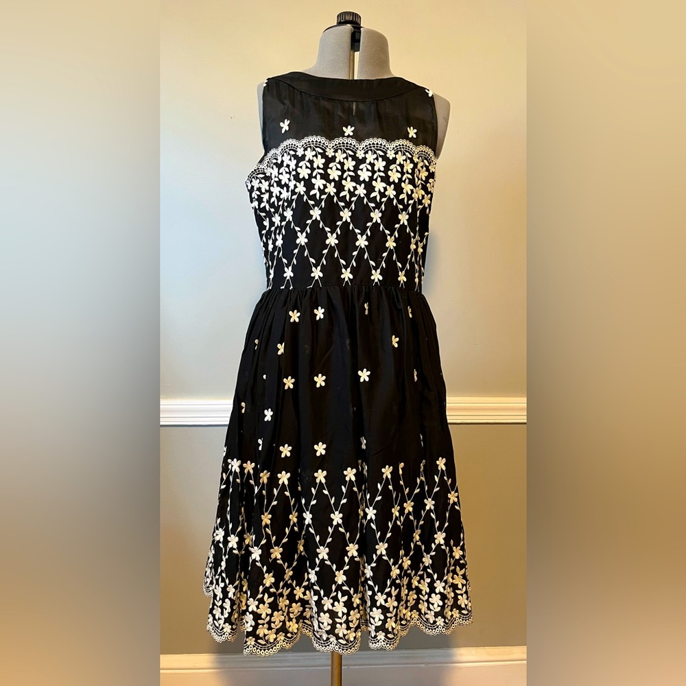 RED Valentino Black Emb Fit & Flare Dress Size 50 Measurements in Listing